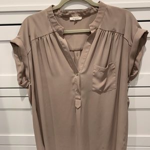 Pleione taupe cap sleeved top